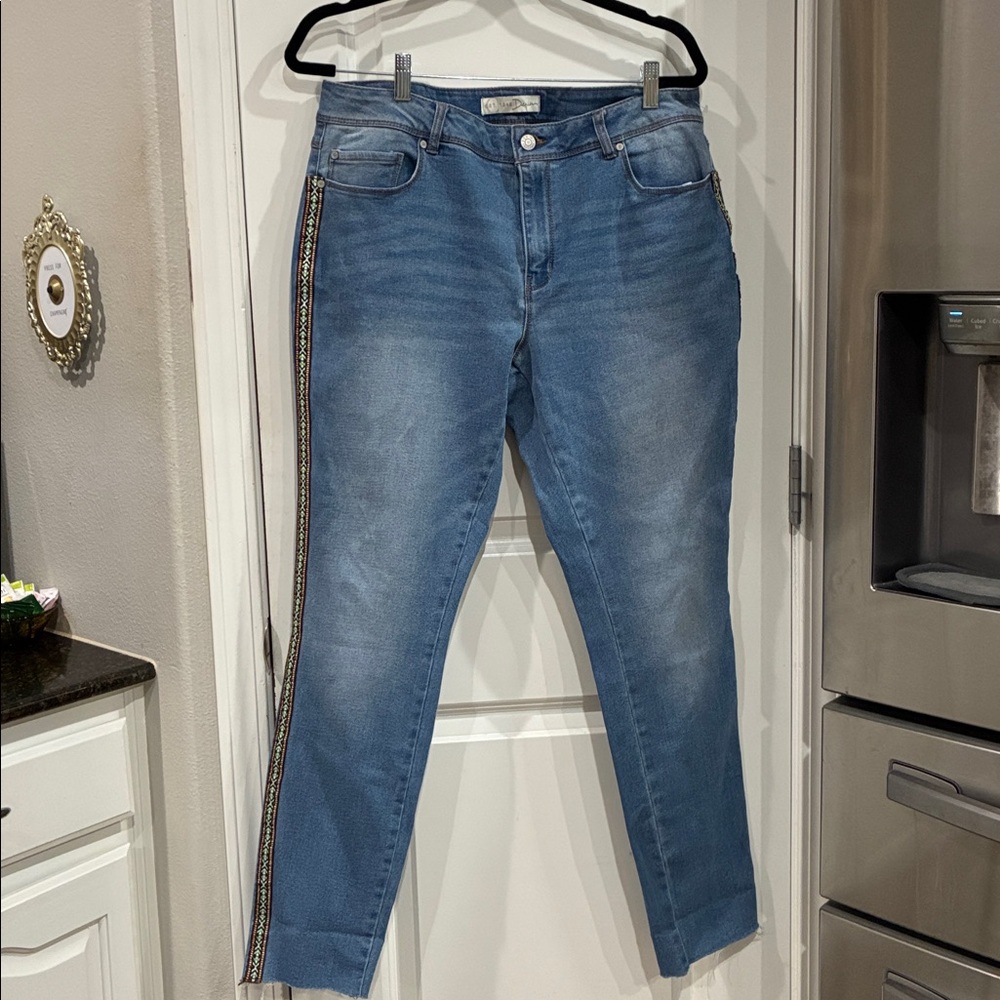Blue Jeans with Side Stripe